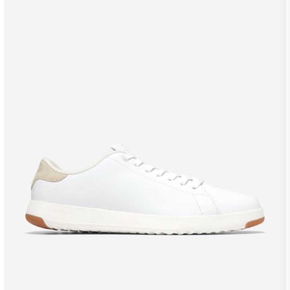 Women's GrandPrø Tennis Sneakers size 9